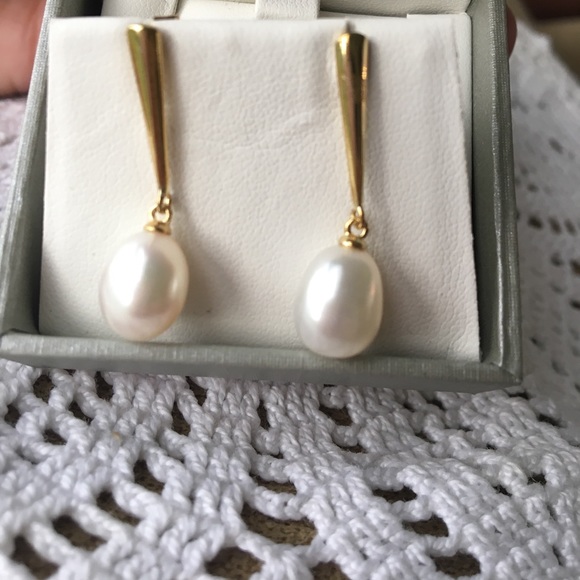 HP ✨sterling silver fresh water pearls earrings - Picture 3 of 3